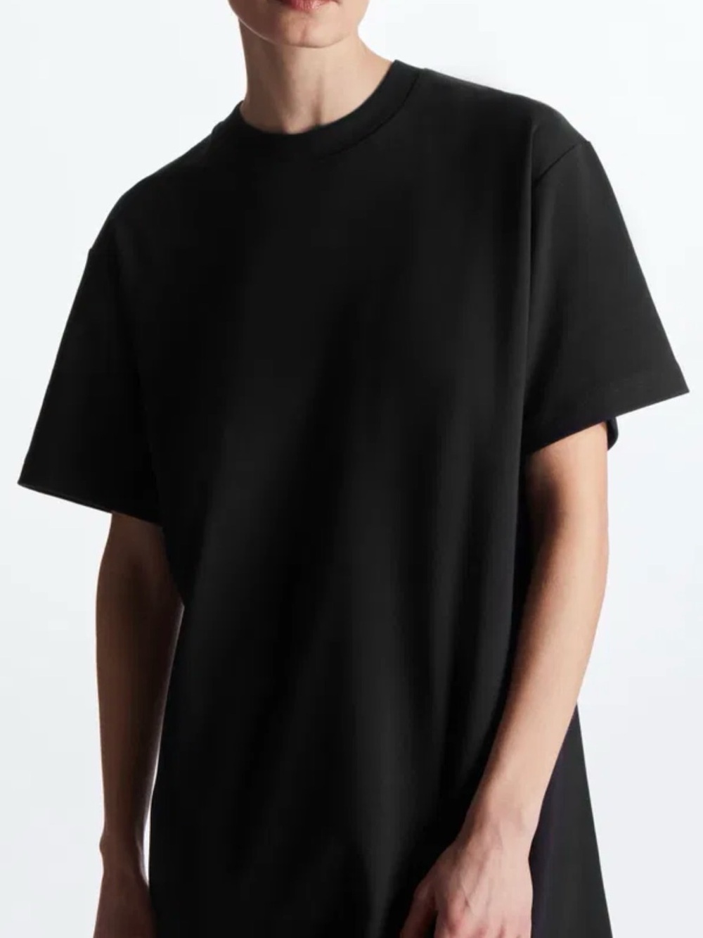COS Black Short-Sleeve Crewneck dress